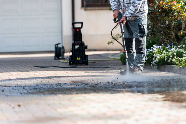 Why Choose Our Certified Pressure Washing Experts for Your Project Needs in Maquoketa, IA?